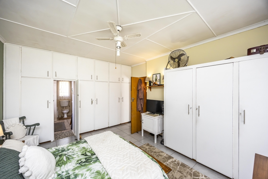 3 Bedroom Property for Sale in Summerpride Eastern Cape